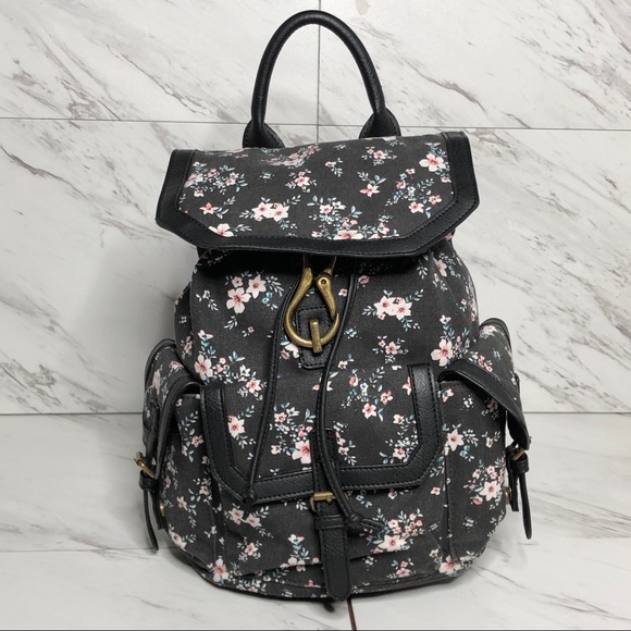 Steve Madden Handbags - 3/$60 Steve Madden girl Floral Vegan Leather Bag